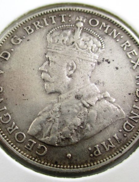 1932 Florin. 6 clear Pearls!